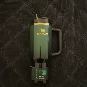 Stanley 40oz Stainless Steel Tumbler Target Exclusive Elphaba💚